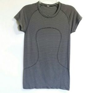 Lululemon Swiftly tee black and white fine stripe